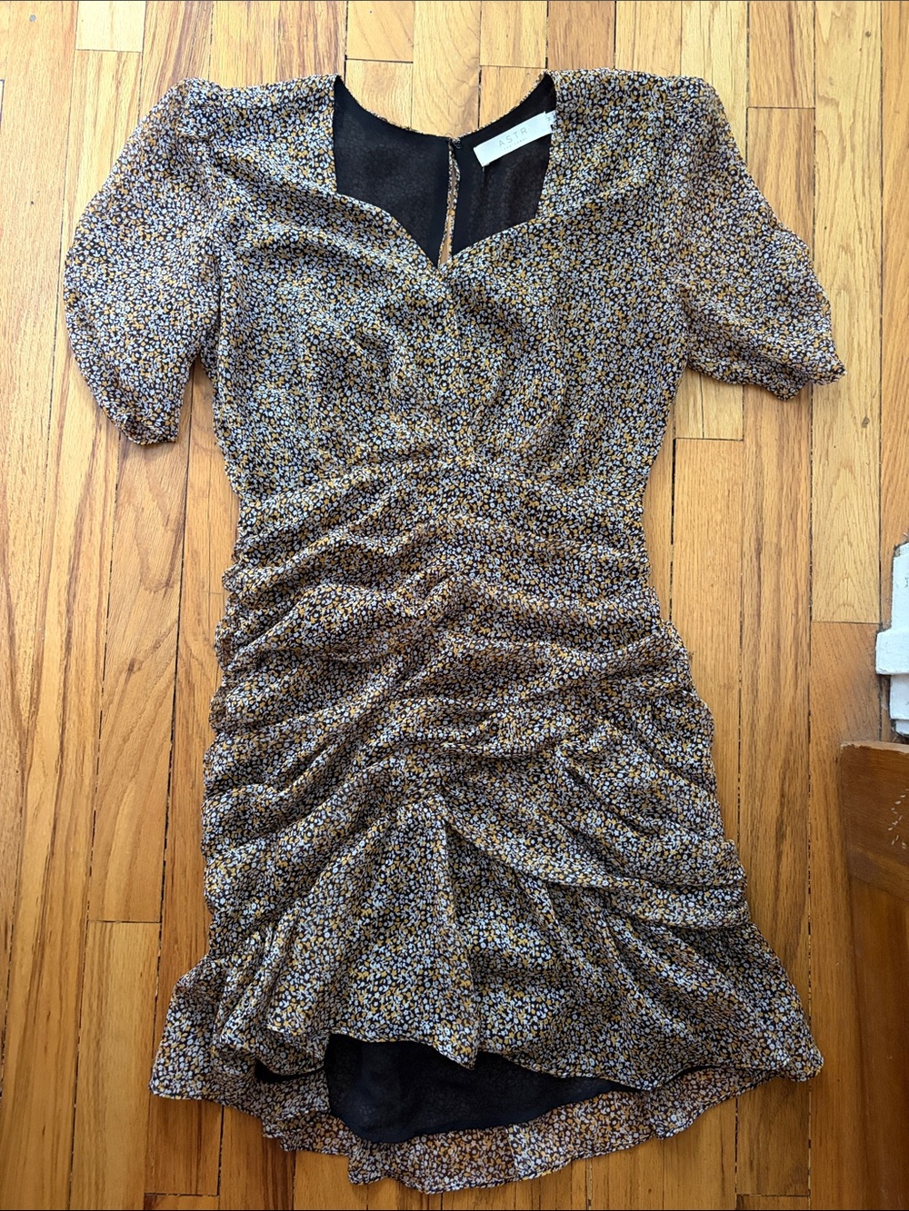 Women's Floral Ruched Mini Dress - Brown/Yellow